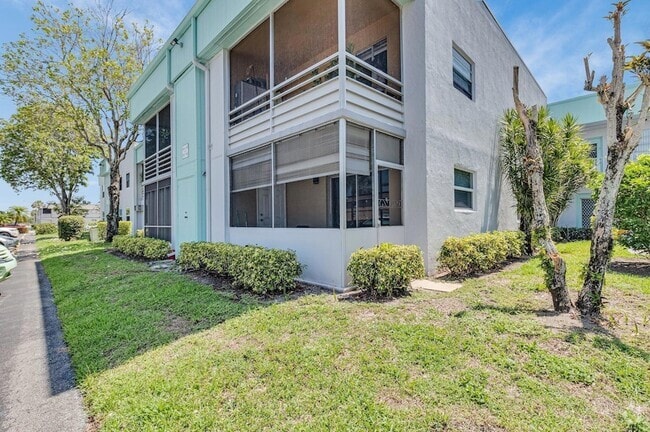 Building Photo - 392 Monaco Ct Rental