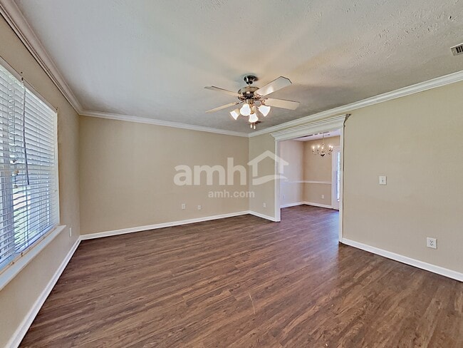 Photo - 3129 Skinner Dr