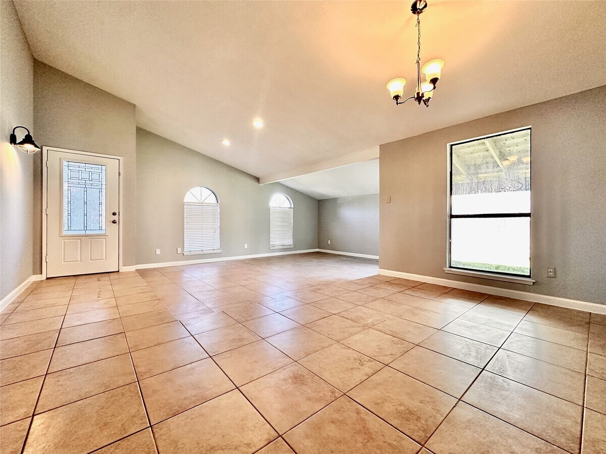 Photo - 5818 Evening Shadows Ln