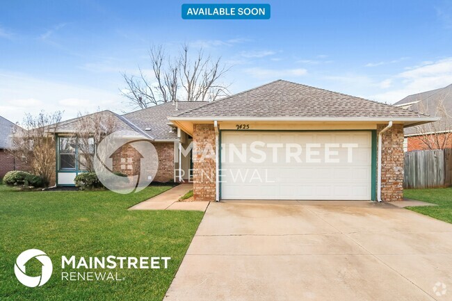 Building Photo - 2425 E Hills Dr Rental