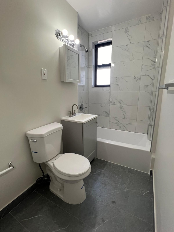 Photo - 157 S Harrison St Unidad 903B