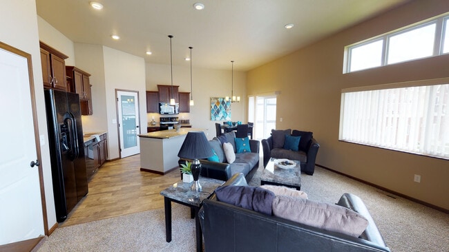 Building Photo - Maple Grove Townhomes