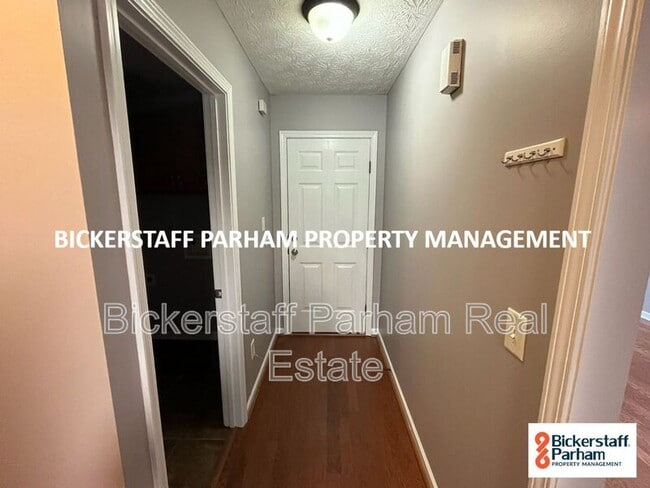 Photo - 8061 Garrett Pines Dr