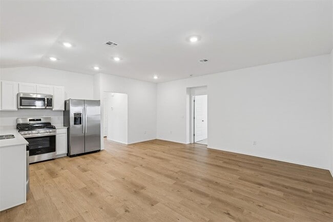 Photo - 1221 Colt Dr