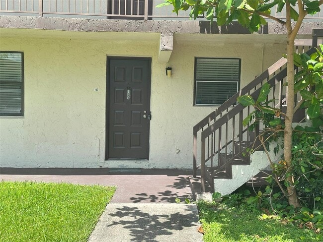 Building Photo - 6061 Shaker Wood Cir Rental