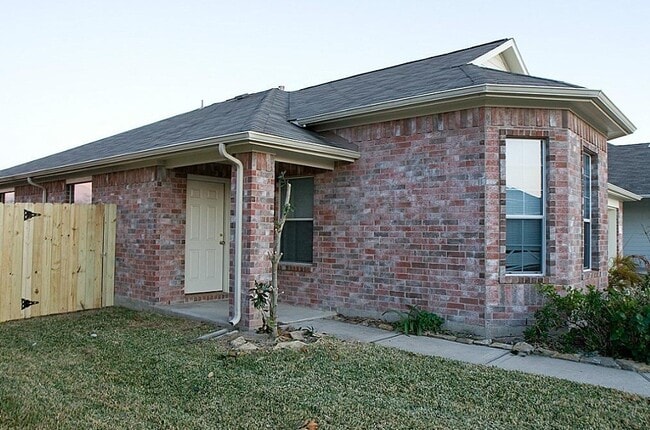 Photo - 5514 Bear Cave Ln