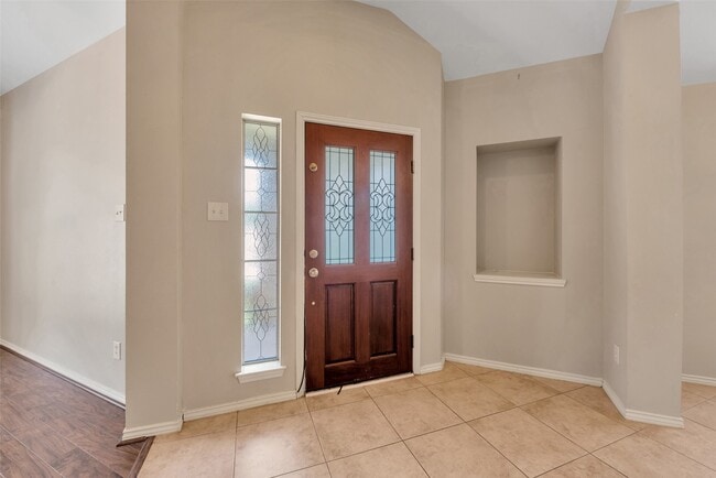 Photo - 871 Falling Springs Ln