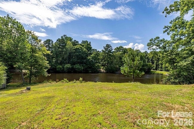 Photo - 429 Creswell Rd