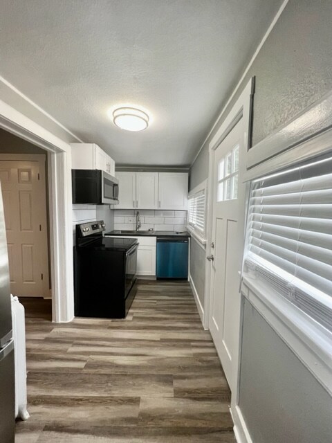 Photo - 1617 10th Ave