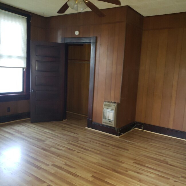 Photo - 319 N Doak St Unidad B