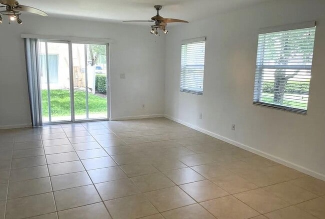 Photo - 6619 Winfield Blvd