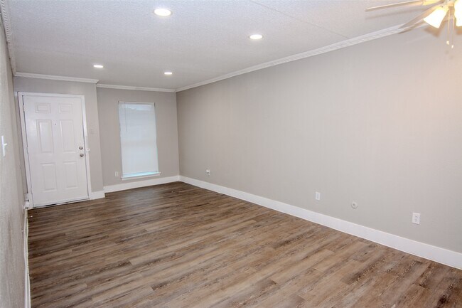 Photo - 1647 Northwood St Unit 1647