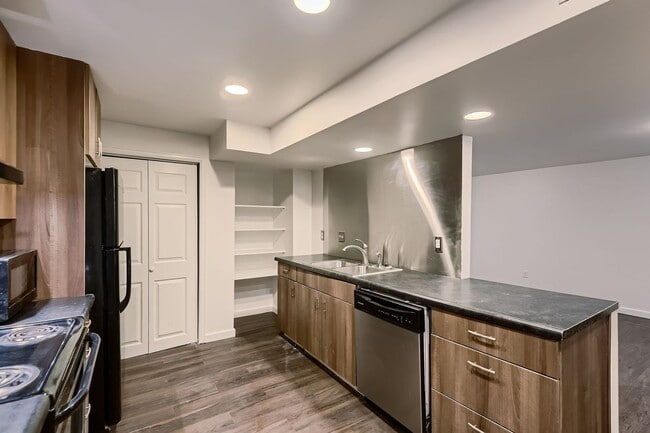 Photo - 3125 N Raleigh St Unidad 2