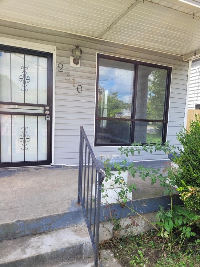 2310 W Broadway