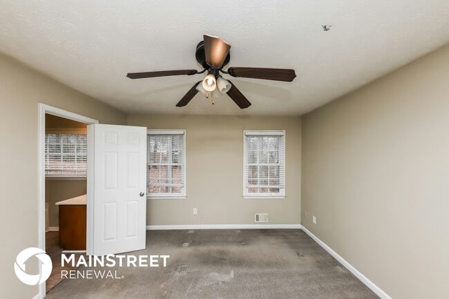 Photo - 28 Loxley Ct