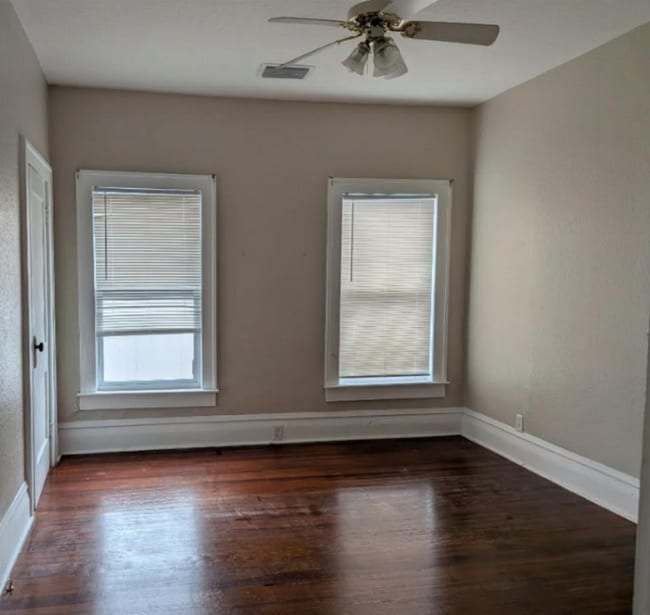 Photo - 1008 Lake Ave