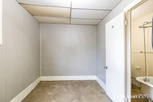 Photo - Comfortable Ground-Floor Living with Moder... Unit 1