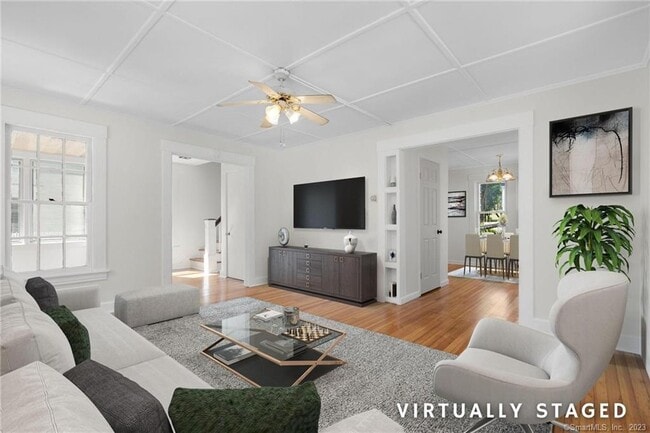 Photo - 22 Sycamore Ln