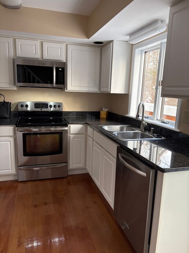 Building Photo - 4666 Troop K Rd Unit 4668