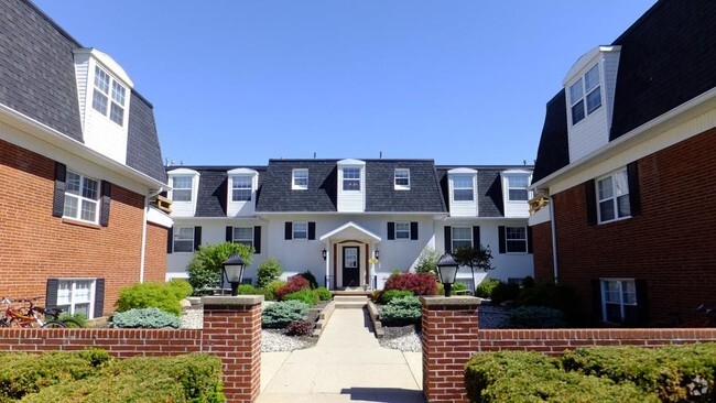 Beautiful Landscaping - University Village & Court Apartments