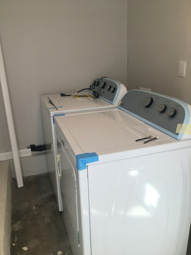 Photo - 1987 Plumas St