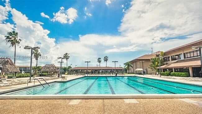 227 Tuscany Ln Unit 227