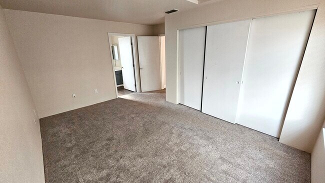 Photo - 3060 Sheraton Ct