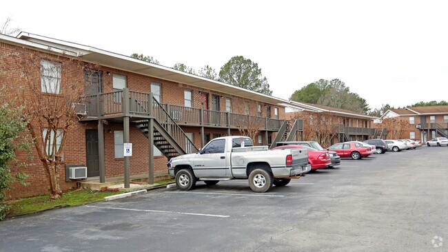 Photo - Goldenrod Apartments