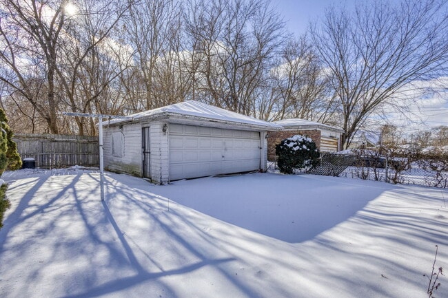 Photo - 11156 Outer Dr