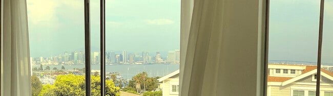 Building Photo - 3312 Avenida de Portugal