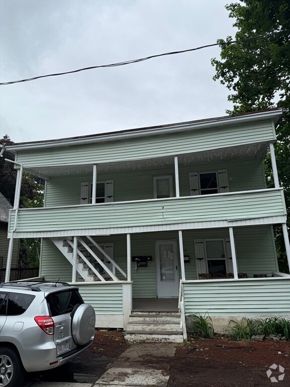 Building Photo - 115 Beech St Unit 1 Rental