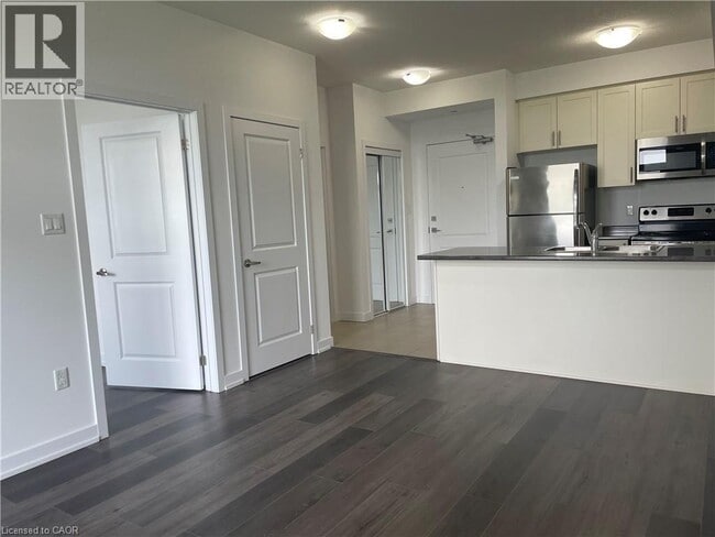 Photo - 101 Shoreview Pl Unité 107