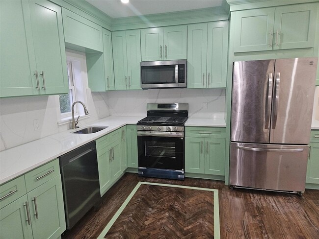 Photo - 94 Briggs Ave