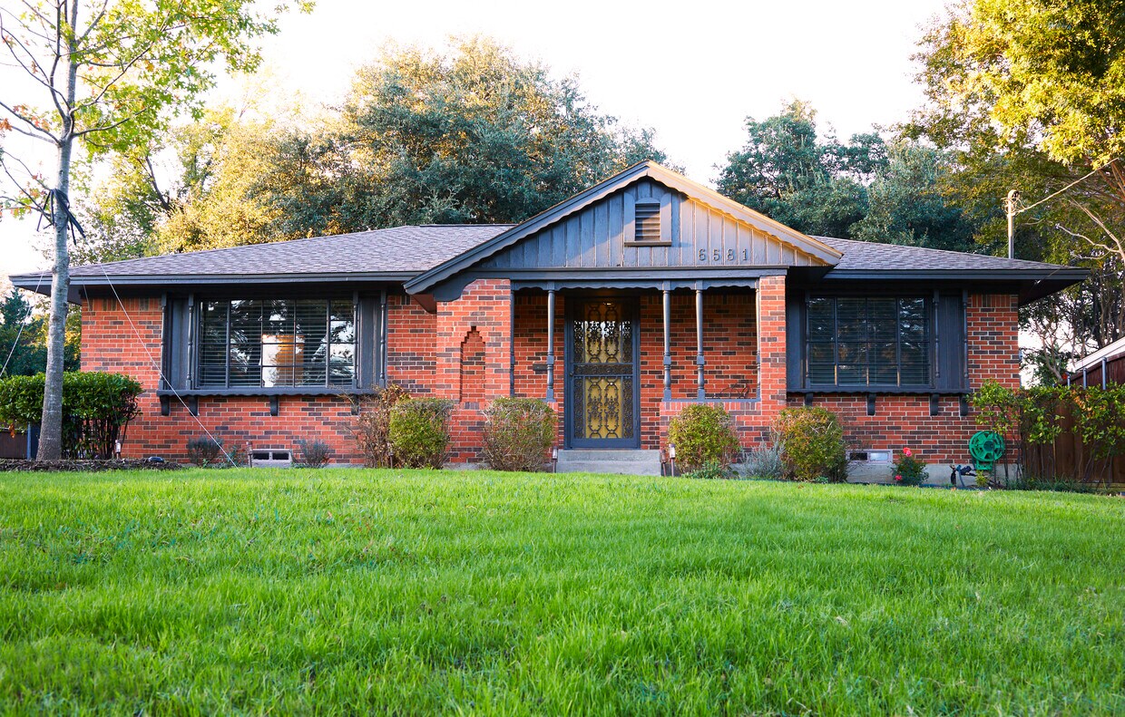 Photo - 6581 Patrick Dr (Dallas, TX)