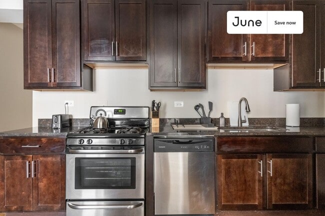 Photo - 3304 W Armitage Ave