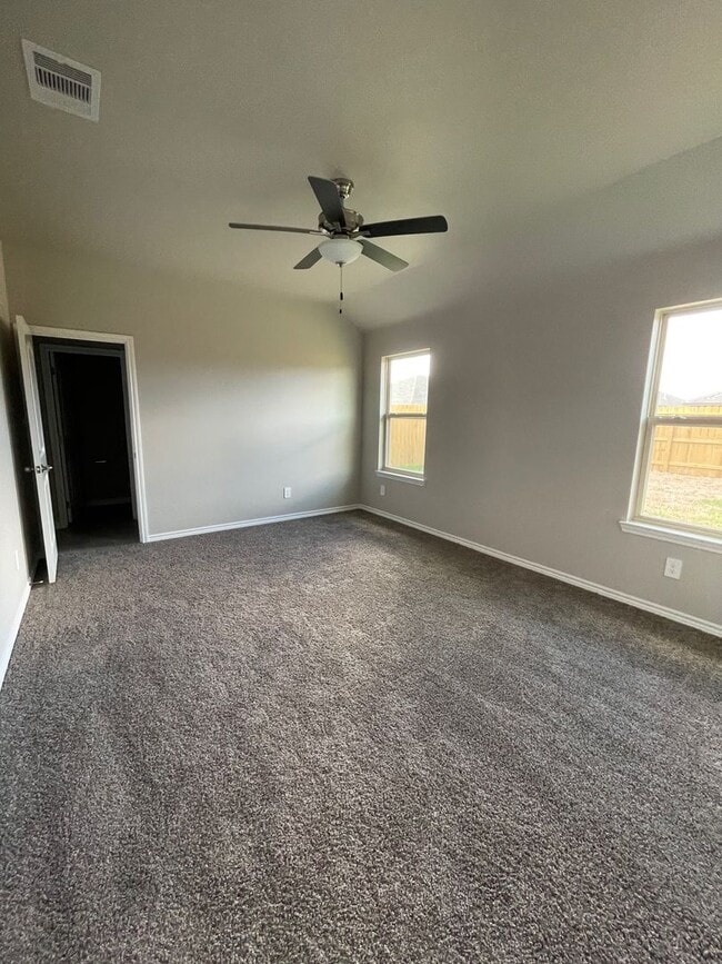 Photo - Home Move in Ready!