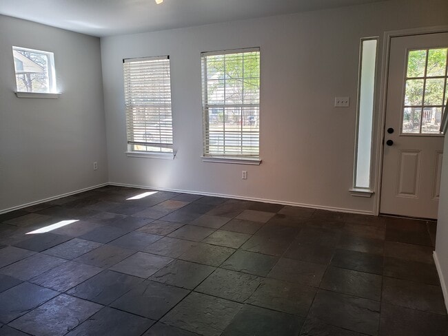 Photo - 2205 Melissa Oaks Ln