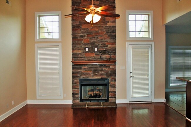 Photo - 3636 Prestwicke Pl