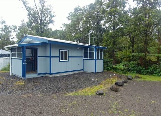 Photo - 11 -3157 Alaula St