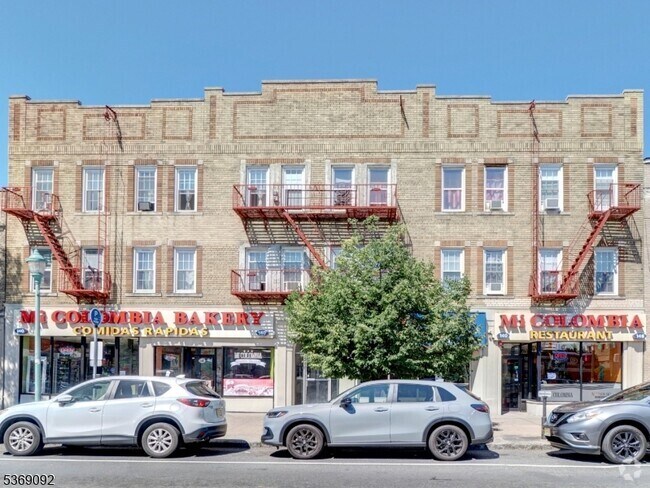 Building Photo - 138 Elmora Ave Unit 15 Rental