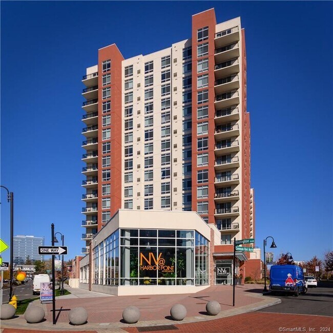 100 North St Unit 1610