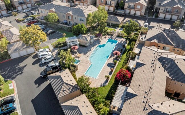 Photo - 26925 Hillsborough Pky