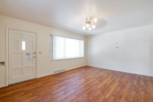 Photo - Blue Onyx Du-Plex Unit #937