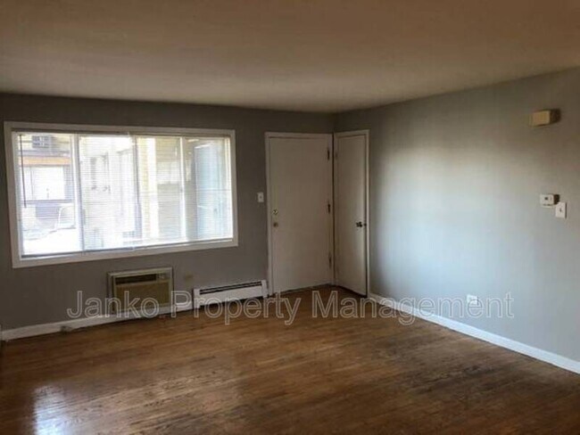 Photo - 10720 S Ridgeland Ave Unidad 19