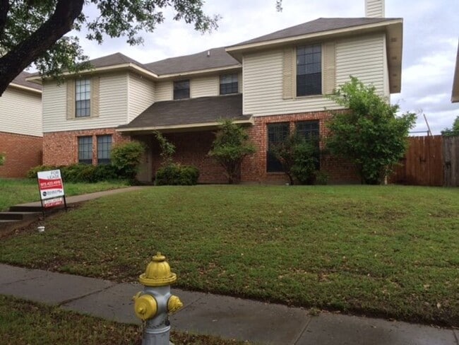 Building Photo - Frisco - 3/2 half duplex, 2-story, 2-car g... Rental