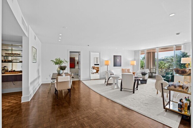 Photo - 315 S Lake Dr Unit 3d