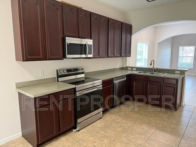 Photo - 16617 Cedar Crest Dr