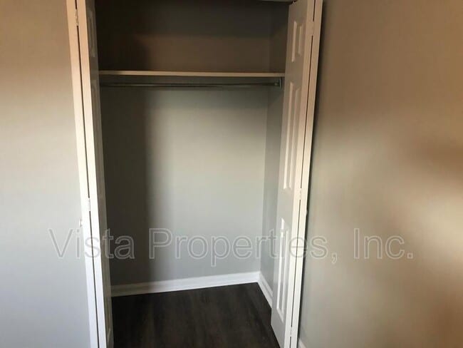 Photo - 4912 Saddlebrook Ln Unit Apt 1