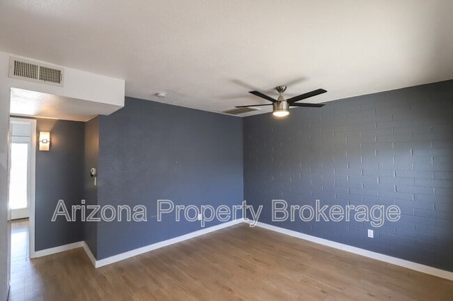Photo - 9603 N 5th St Unit B