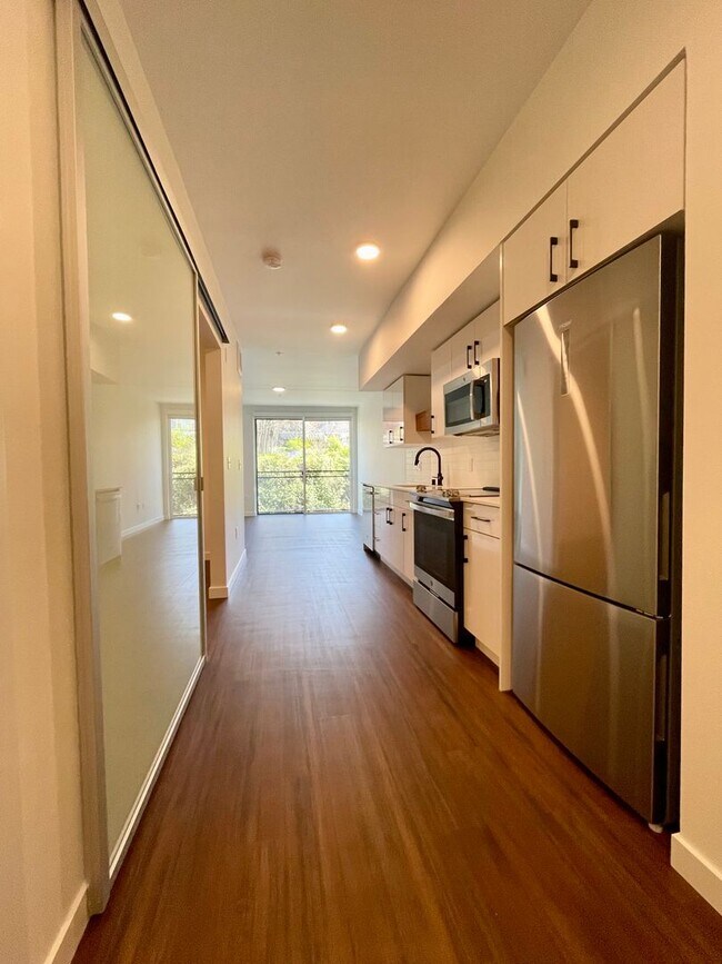 Photo - Spur Apartments